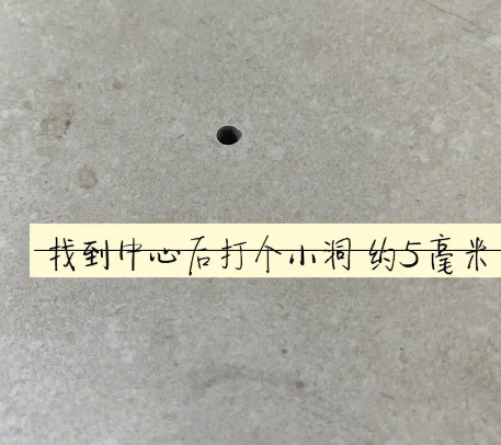 乐平瓷砖空鼓维修公司专业解答在瓷砖铺贴过程中，如果砂料搅拌不均匀，将会带来以下问题